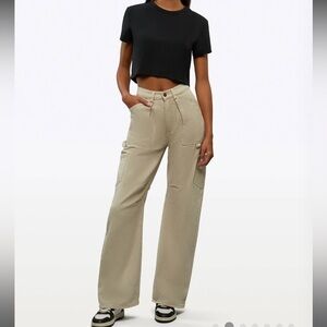 Cuts Almost Friday Black Tee Cropped Medium